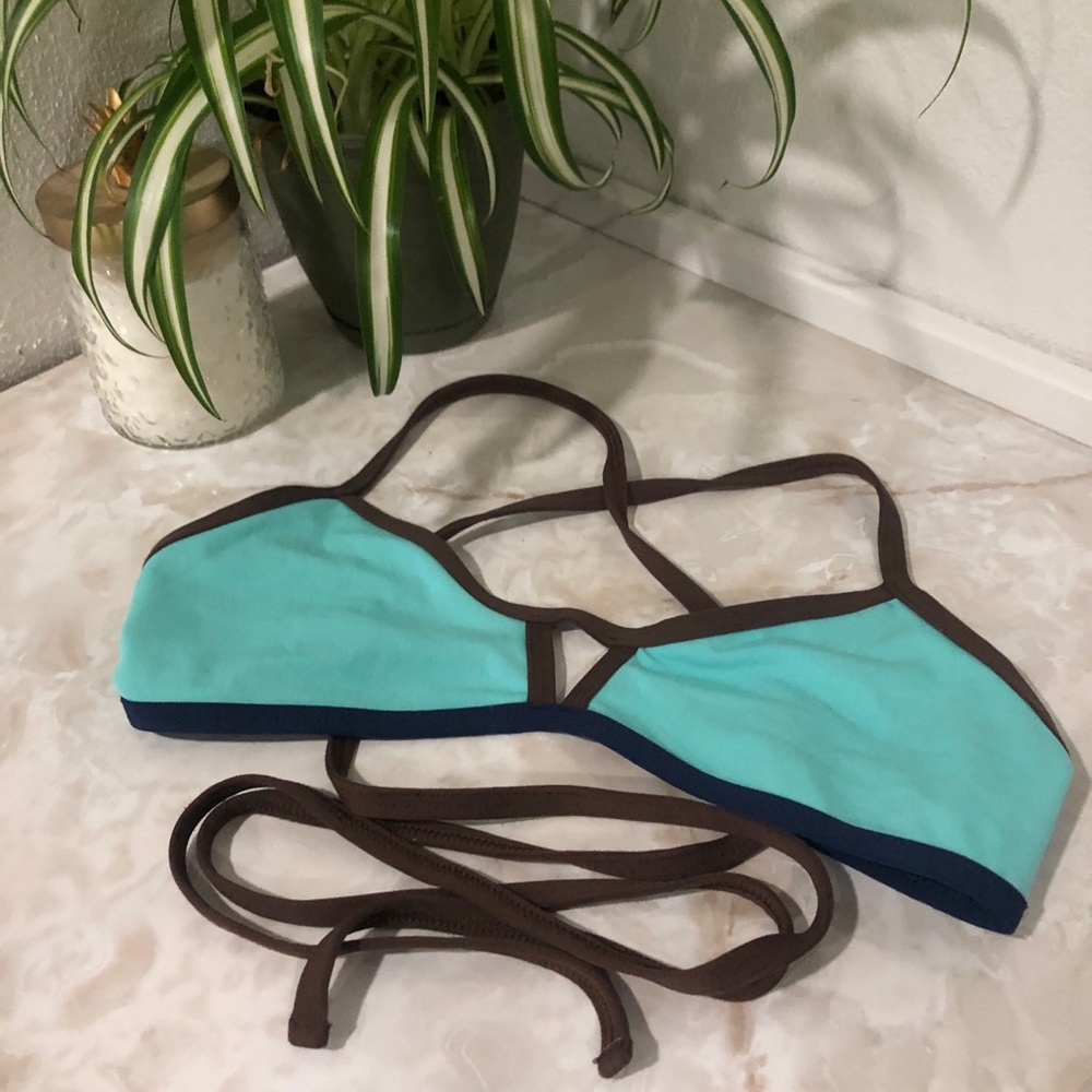 Jolyn tomcat top